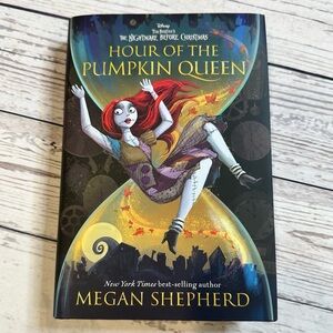 SIGNED Hour of the Pumpkin Queen by Megan Shepherd